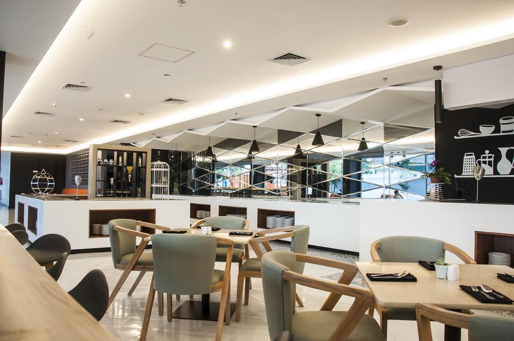 日惹美丽雅酒店 Kalasan 外观 照片